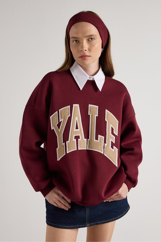 Women's Burgundy Embroidered Fleece-Lined Oversized Sweatshirt 30080
