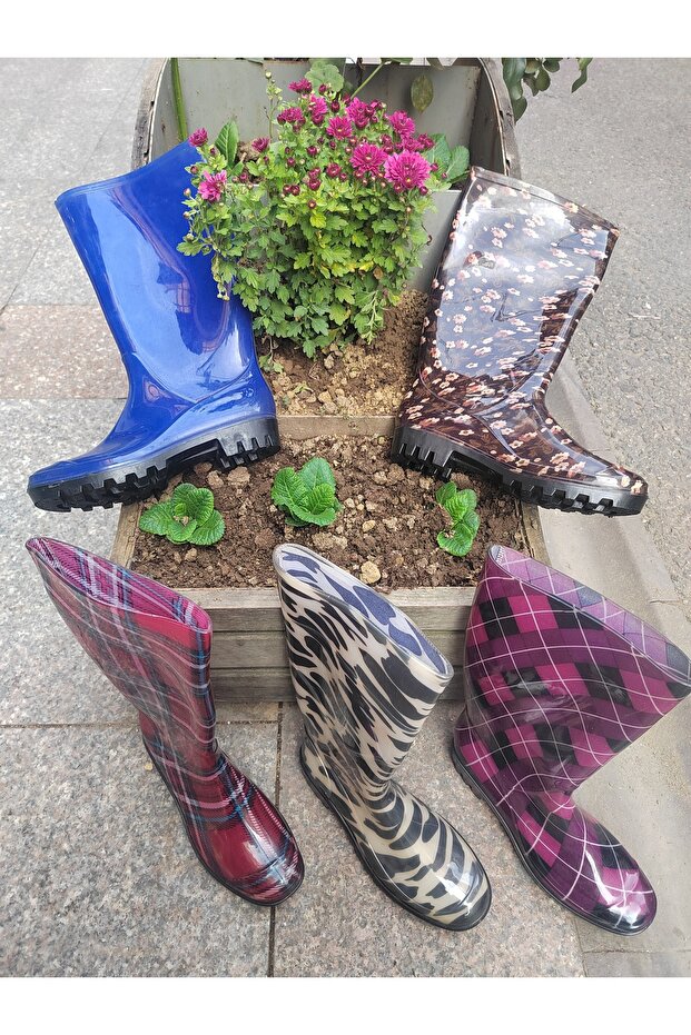 حذاء طويل منقوش - 1