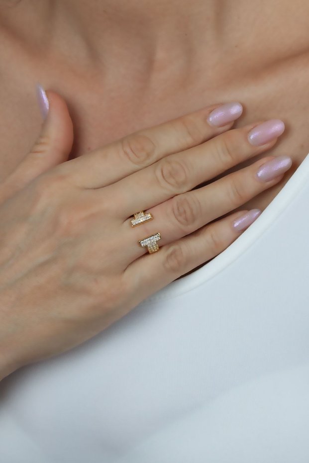 Zircon Stone Adjustable Ring