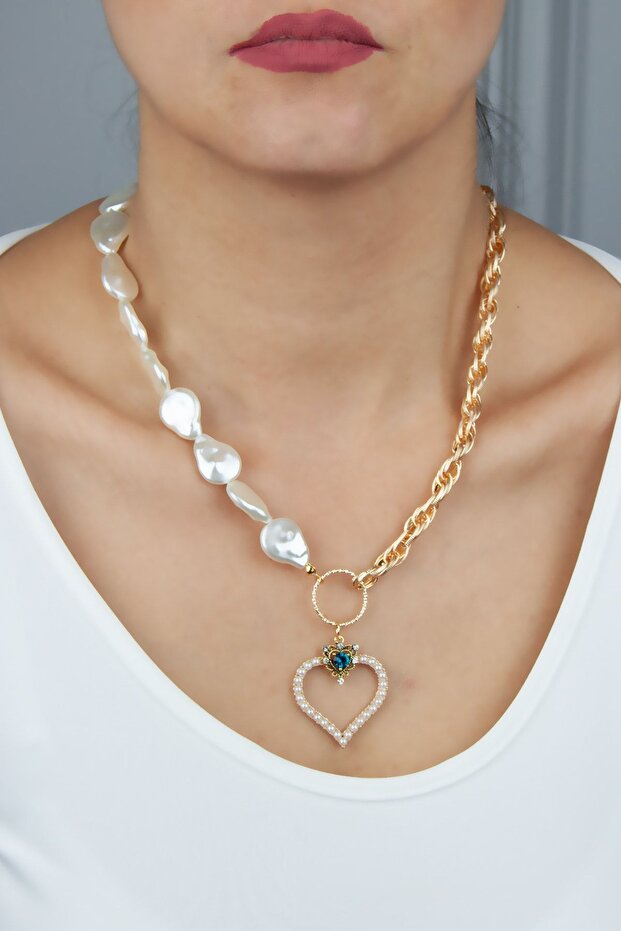 Baroque Pearl Heart Pendant Necklace