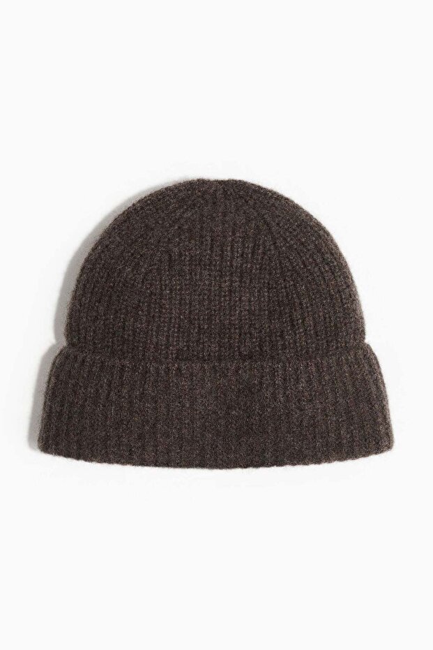 Rib-knit cashmere hat