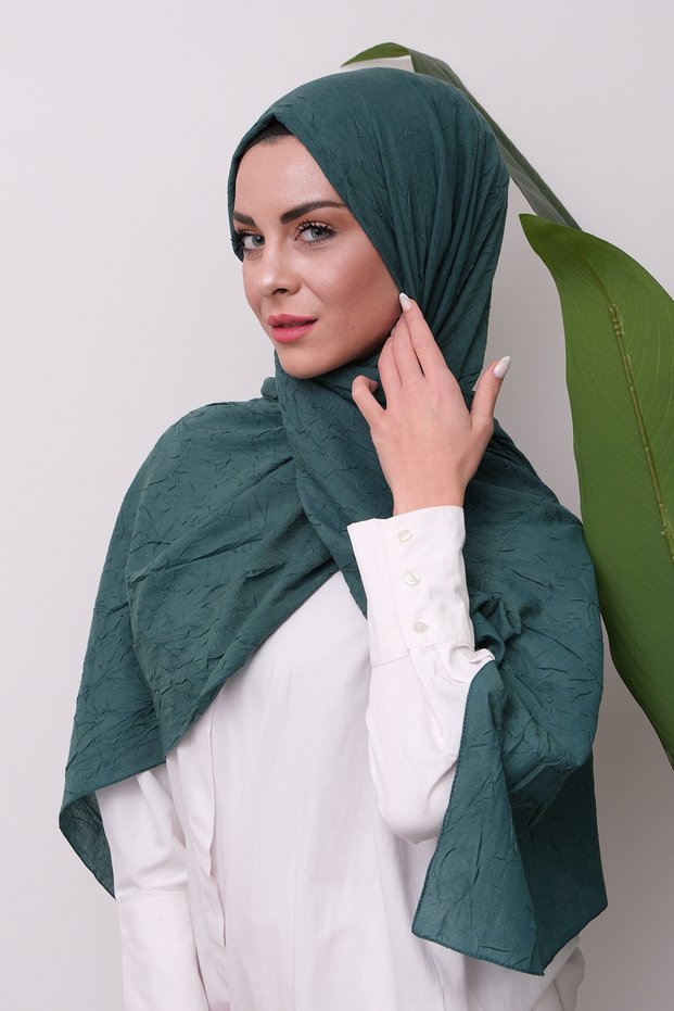 Elegant Crush Shawl
