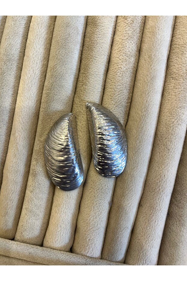 Basic Earrings