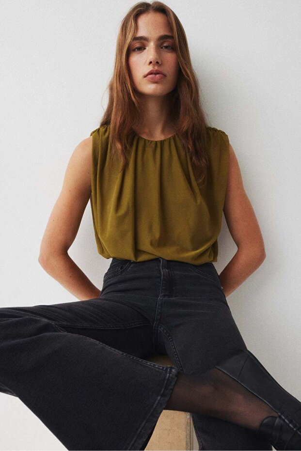 الجزء العلوي من شبكة منسدل - 1