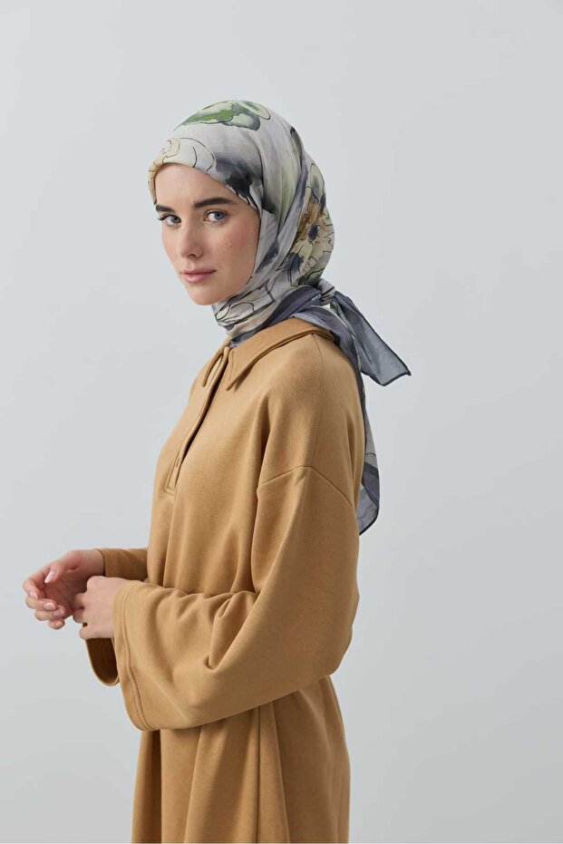 Evelyne Pattern Bamboo Scarf - 3