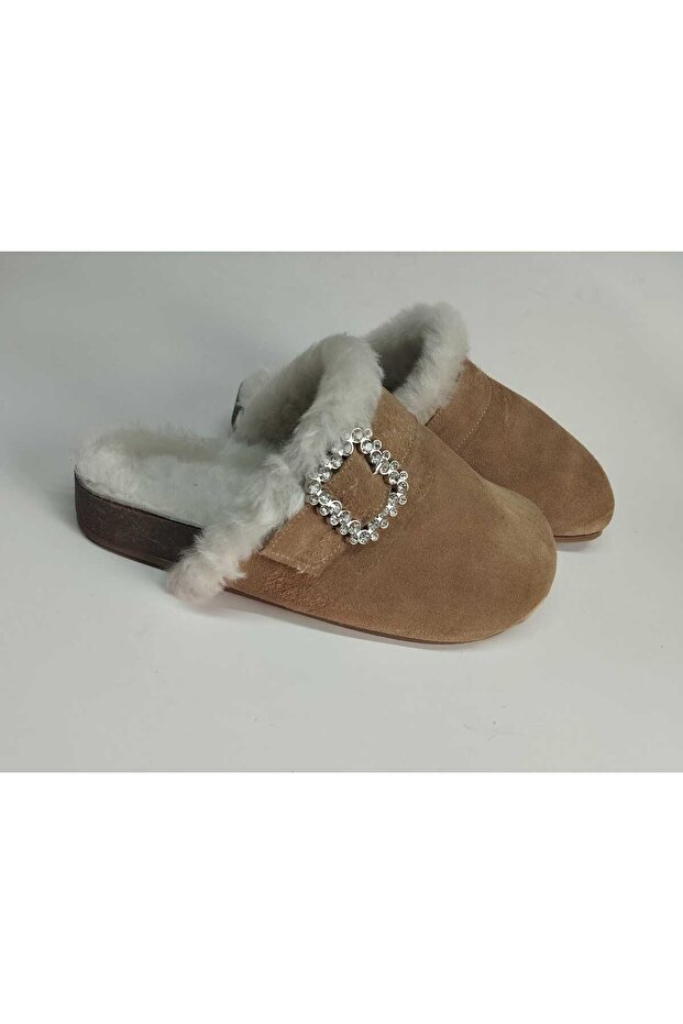 Women's Genuine Leather Genuine Fur Stone Buckle Slippers