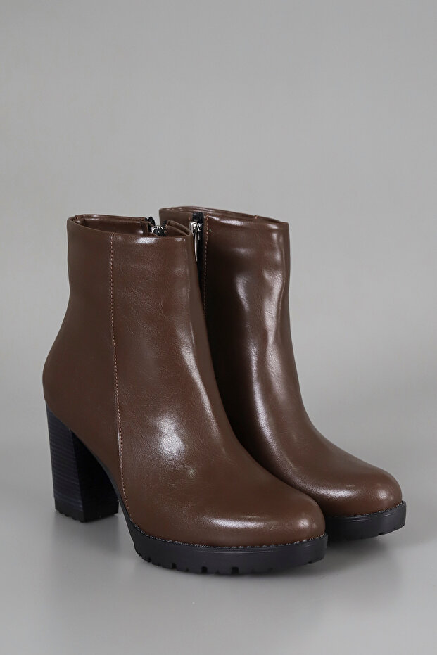 Str 700 Thick Heeled Zippered Boots