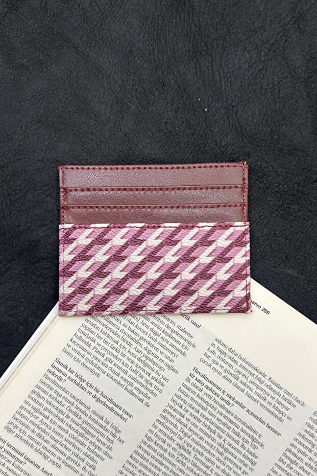 Monogram Baskılı Kartlık - 1