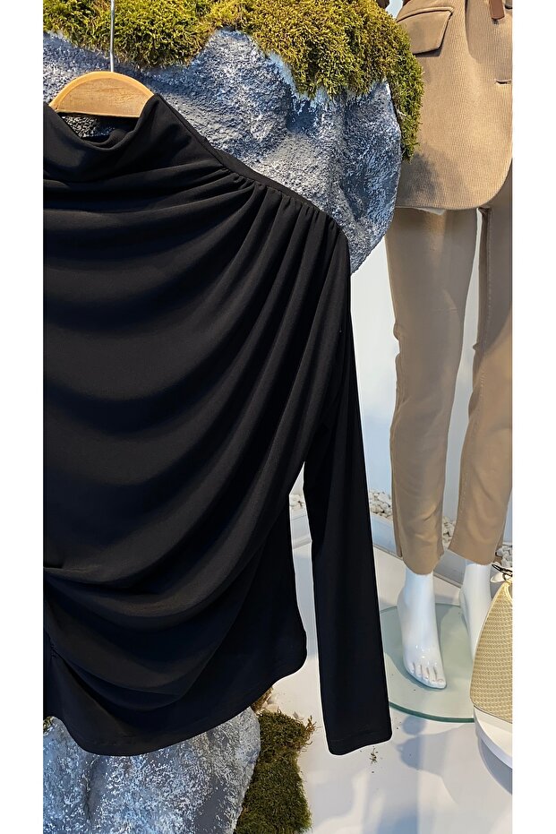 Drapeli Bluz 2037 - 3