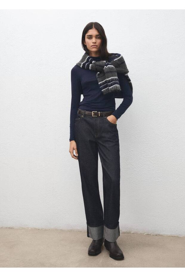 Dik yaka tişört - 2