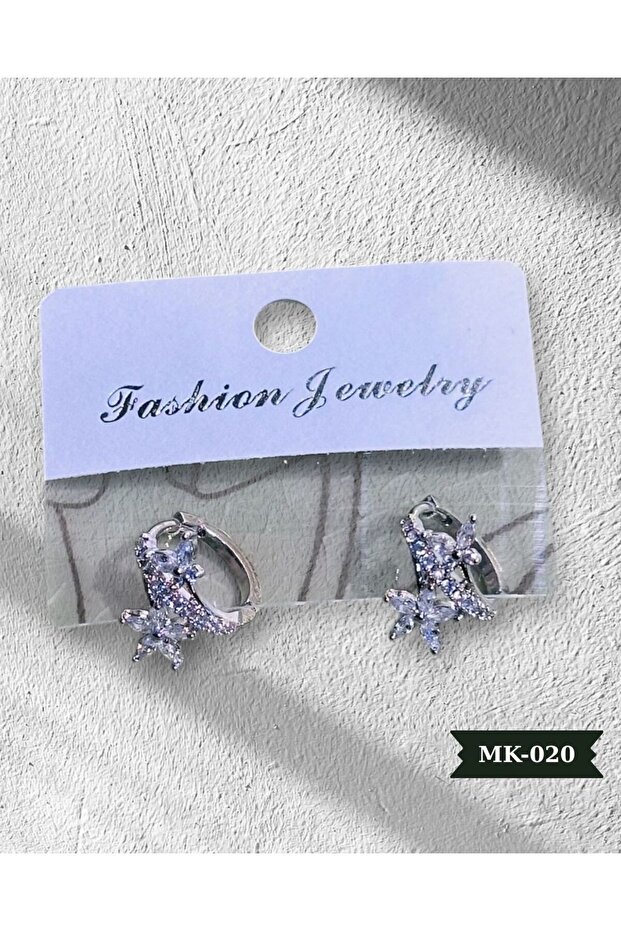 Stone Flower Detailed Earrings