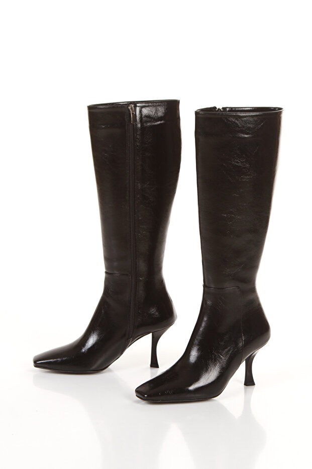 حذاء أنيق بكعب رفيع ومقدمة مدببة - 4