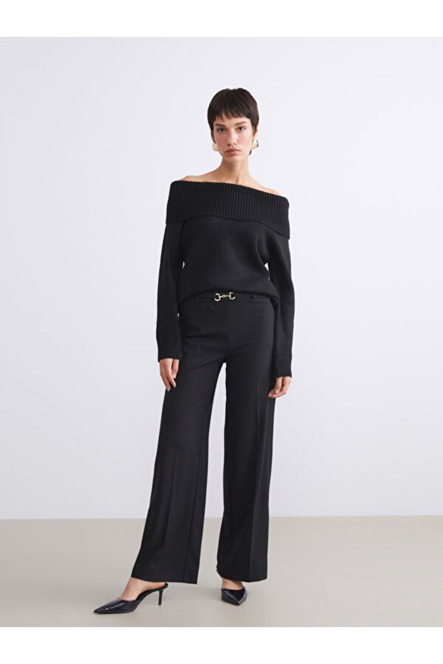 Esvab • Modern & Distinctive Wide-Leg Women's Trousers with Belted Waist