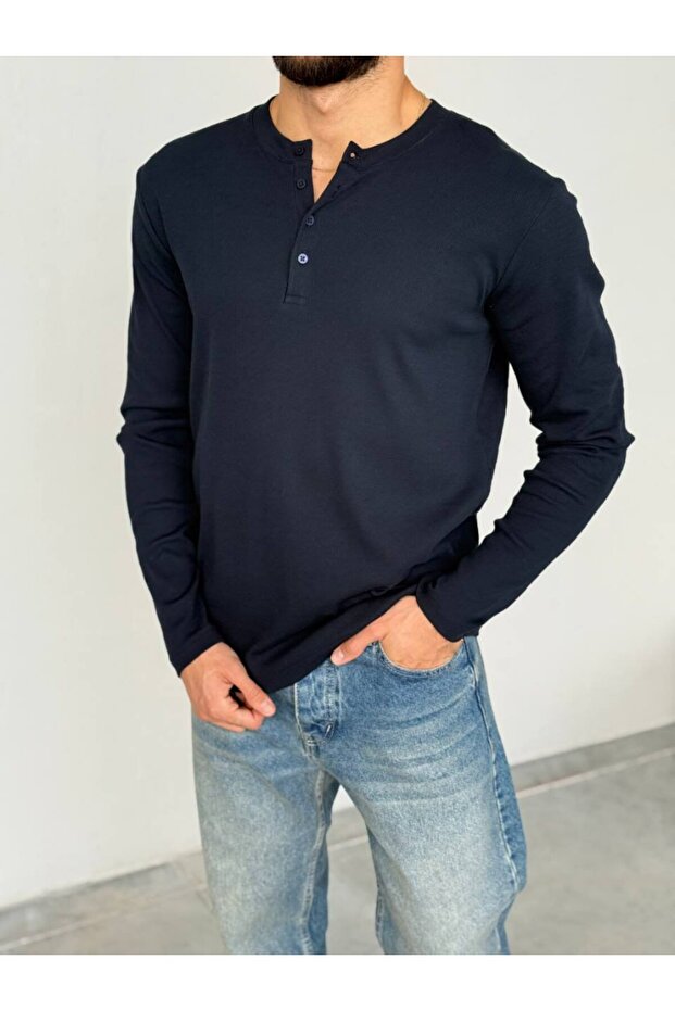 Men's Buttoned Crew Neck Sweatshirt