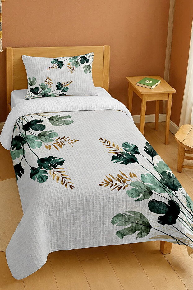 100% Cotton Green Leaves Patterned Single Pique Set in the Forest
