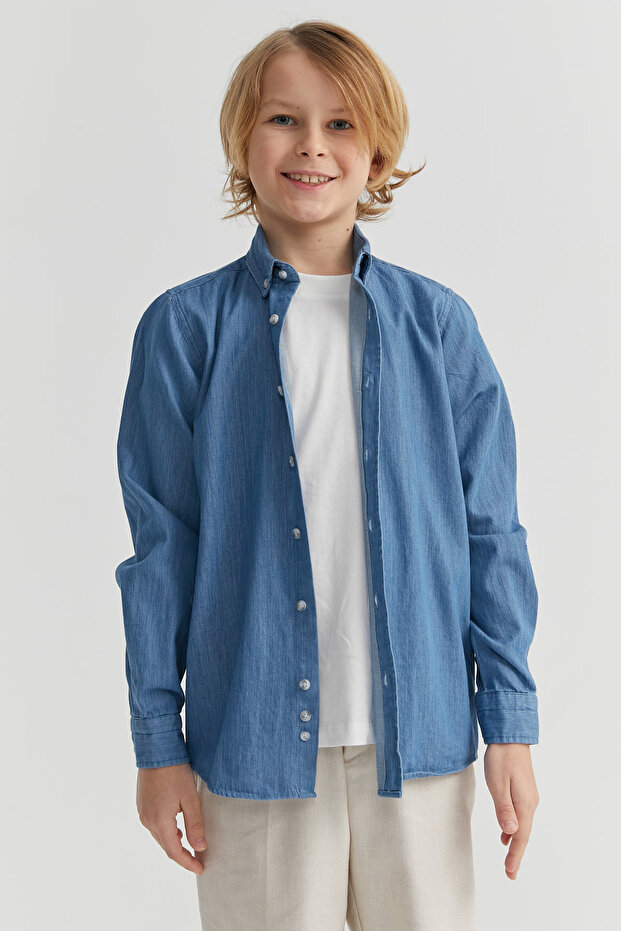 Boys' Long Sleeve Collared Button-Down Shirt