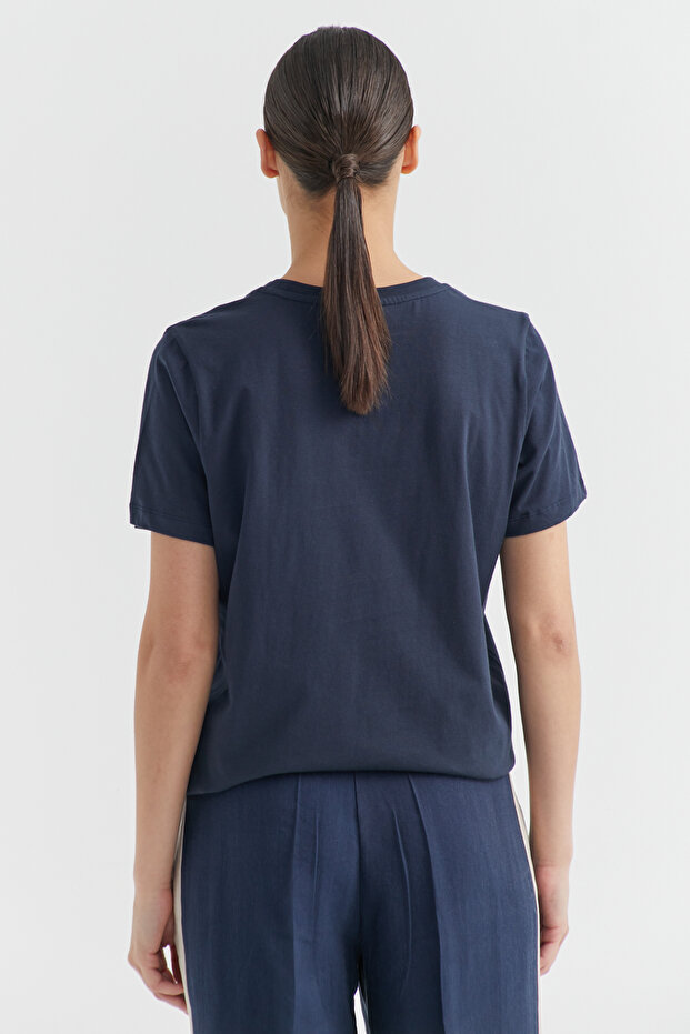 Kadın V Yaka Basic T-shirt - 6