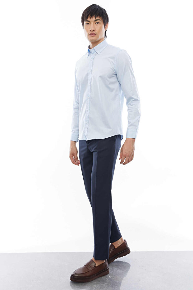 قميص مريح بأزرار على الياقة - 6