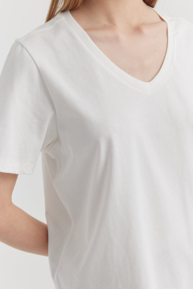 Kadın V Yaka Basic T-shirt - 8