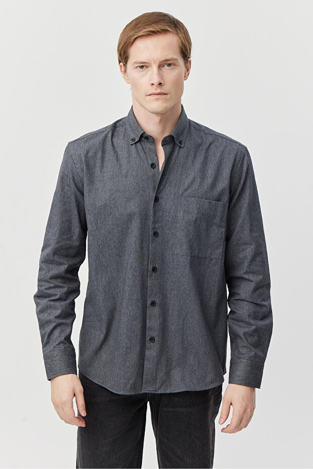 Men's Pocketed Collared Buttoned Regular Shirt - 1