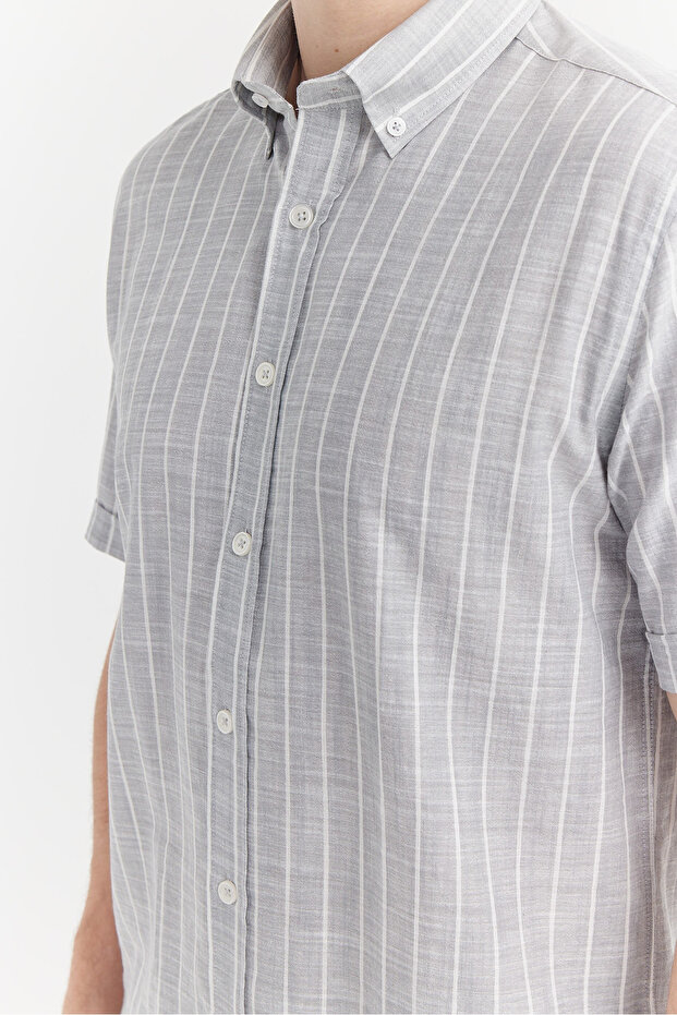 قميص رجالي بنمط مخطط - 5