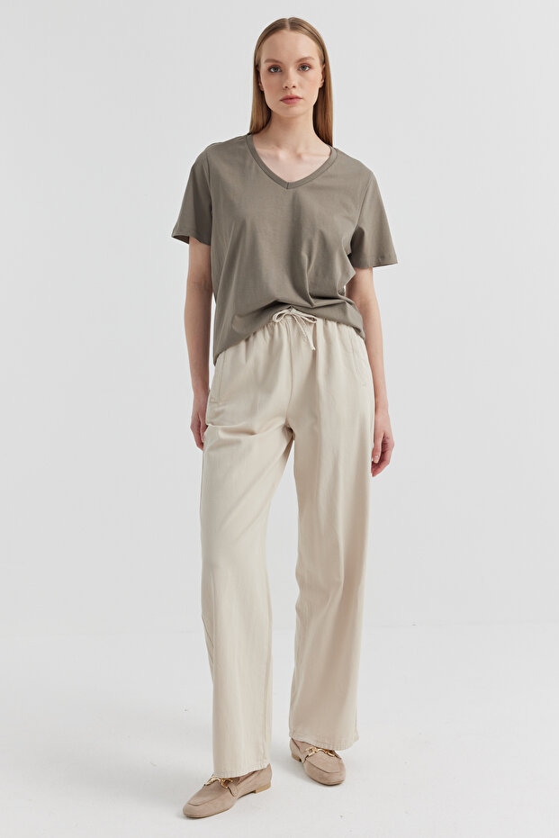 Kadın V Yaka Basic T-shirt - 7