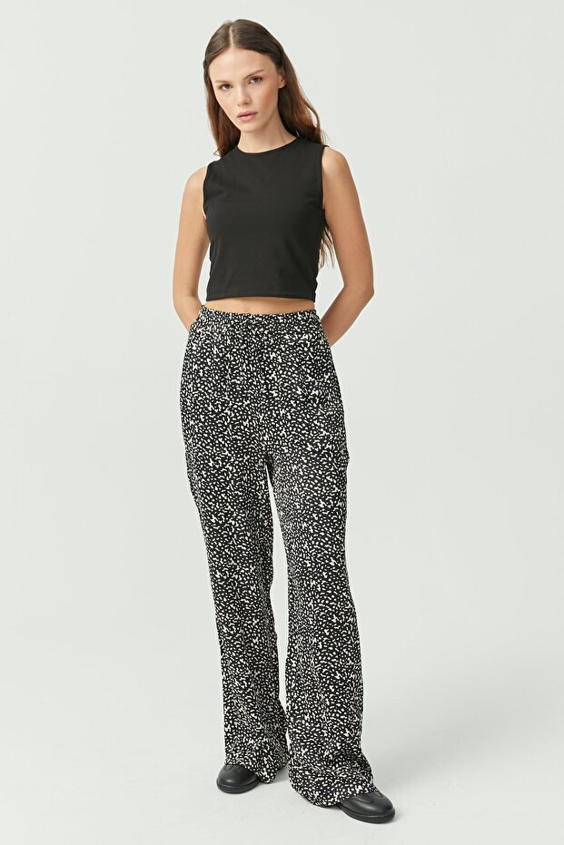 Pantaloni de damă cu model leopard - 3