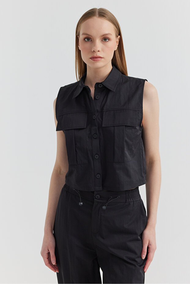 Women's Zero Sleeve Cover Pocket Vest