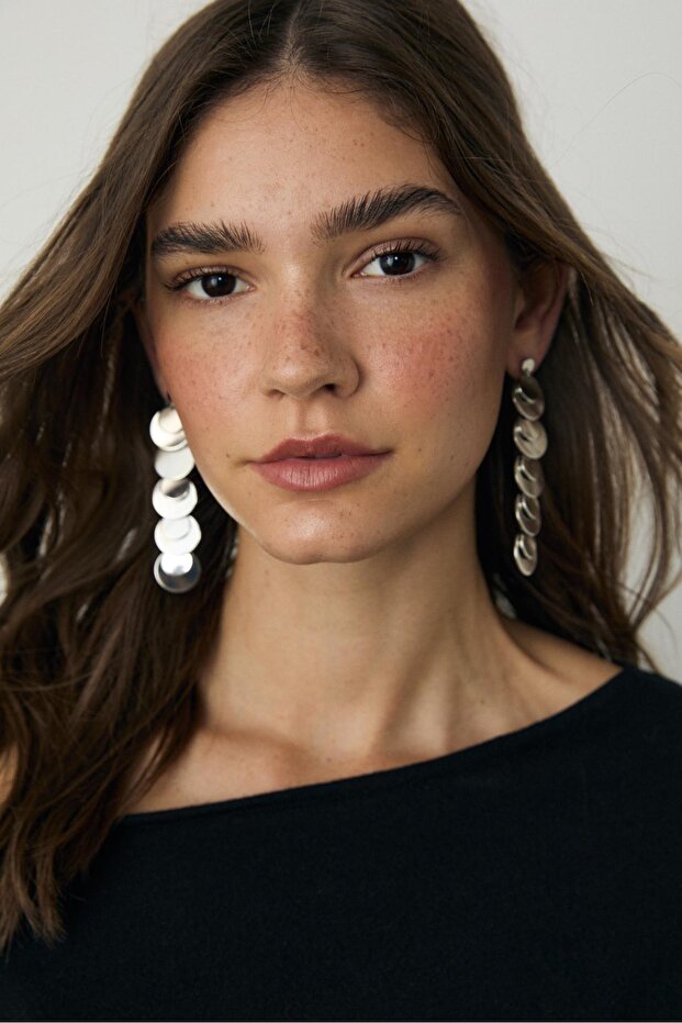 Oval sallantılı küpe - 2