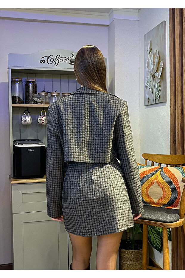 Ekoseli Crop Blazer Ceket - 4