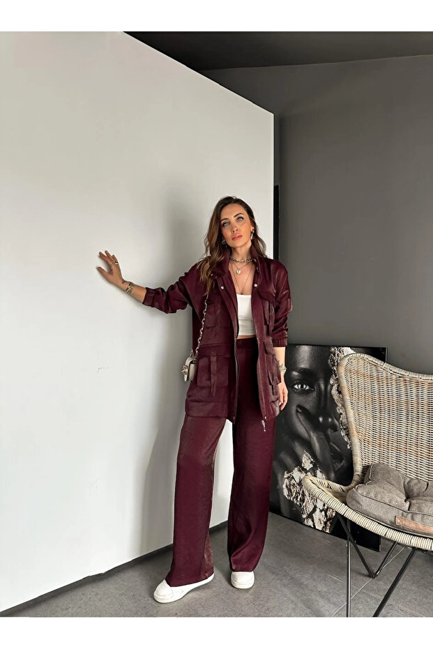 بدلة سفاري لامعة مع جيوب - 1