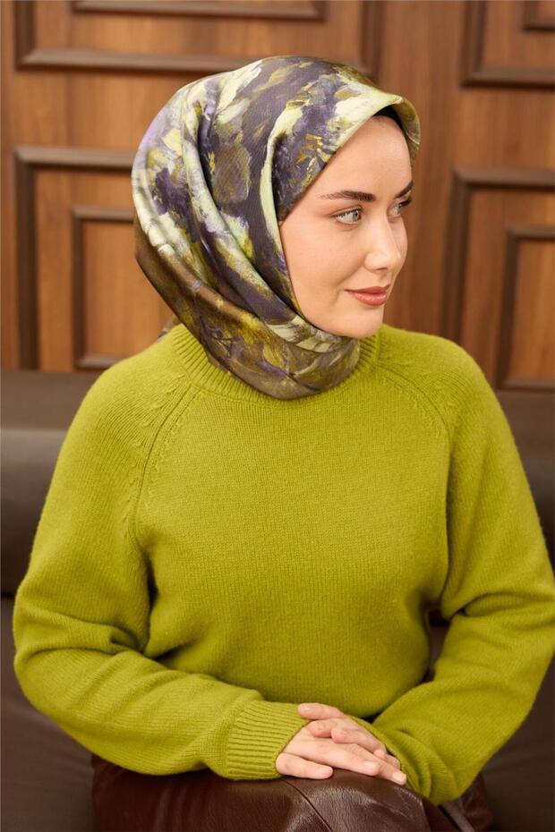 وشاح حرير تويلي أرجواني-أخضر بنقشة هينا مع طوق أنيق 90x90