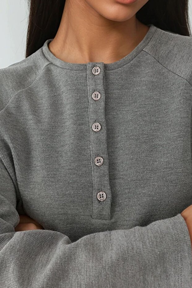 Comfortable Patterned Half Placket Buttoned Basic Long Sleeve T-Shirt - 2