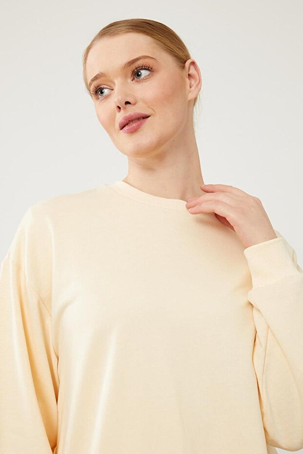 Krem Bisiklet Yaka Ribanalı Basic Sweat - 4