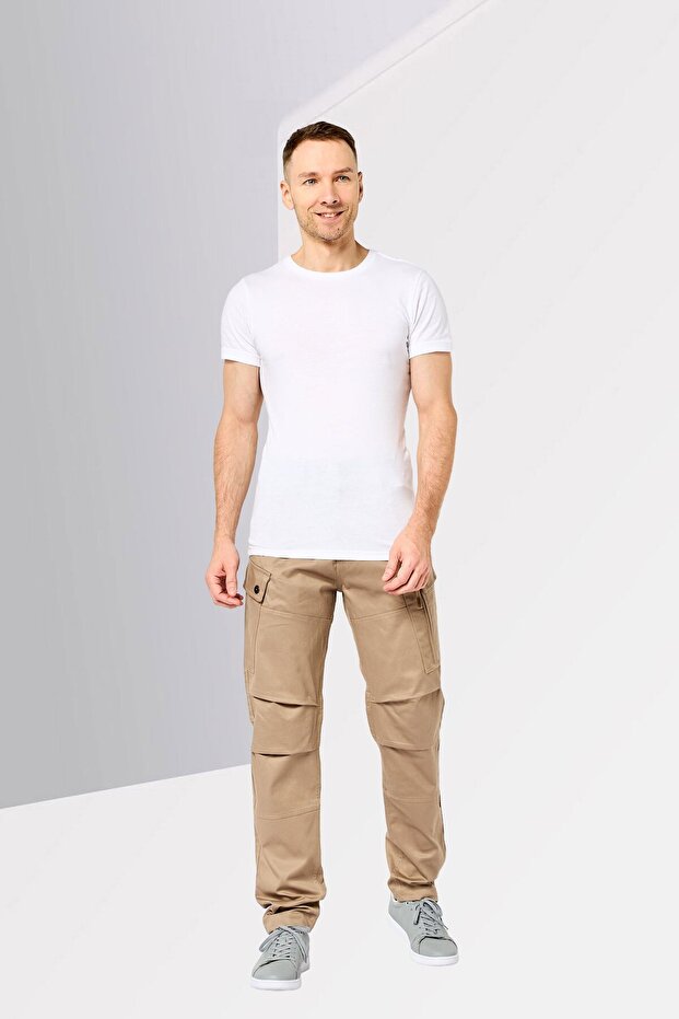 Men Regular Fit Solid Stretchable Cargo Pants, Tan - 2