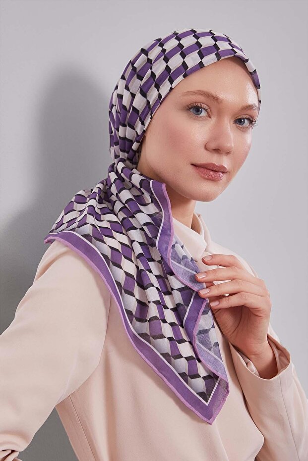 Purple cube pattern soft scarf - 1