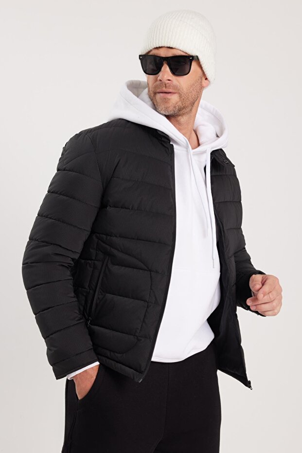 Men's Regular Fit Classic Cut Mock Neck Double Pocket Warm Black Puffer Jacket