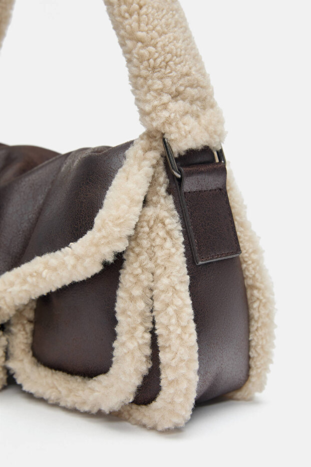 Suni yünlü kol çantası - 4