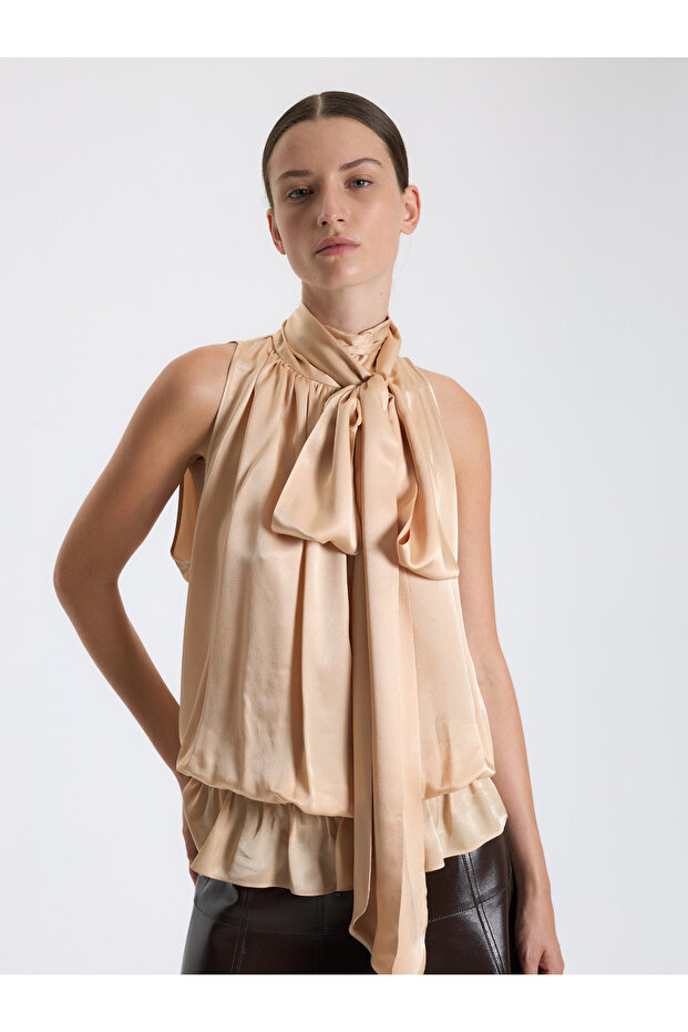 Fular Bağlamalı Kolsuz Bluz - 2