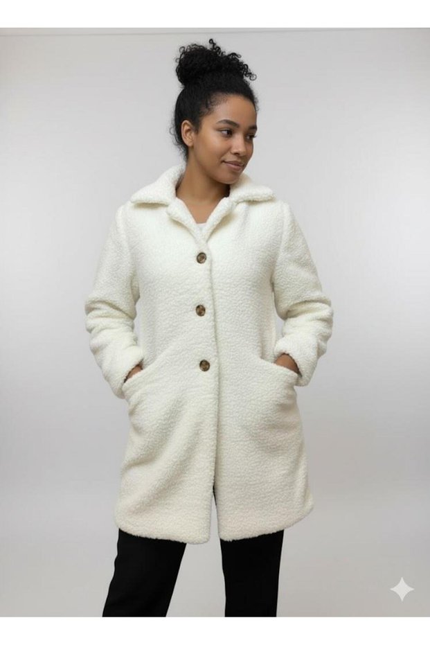 Women's Cream Plush Coat – Buttoned, with Pockets, Warm and Stylish Winter Coat
