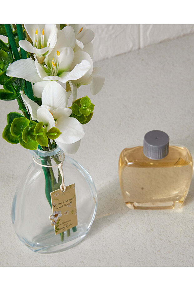 White Freesia Reed Diffuser - 2