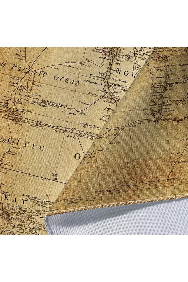 Old World Map Wall Tapestry - 4