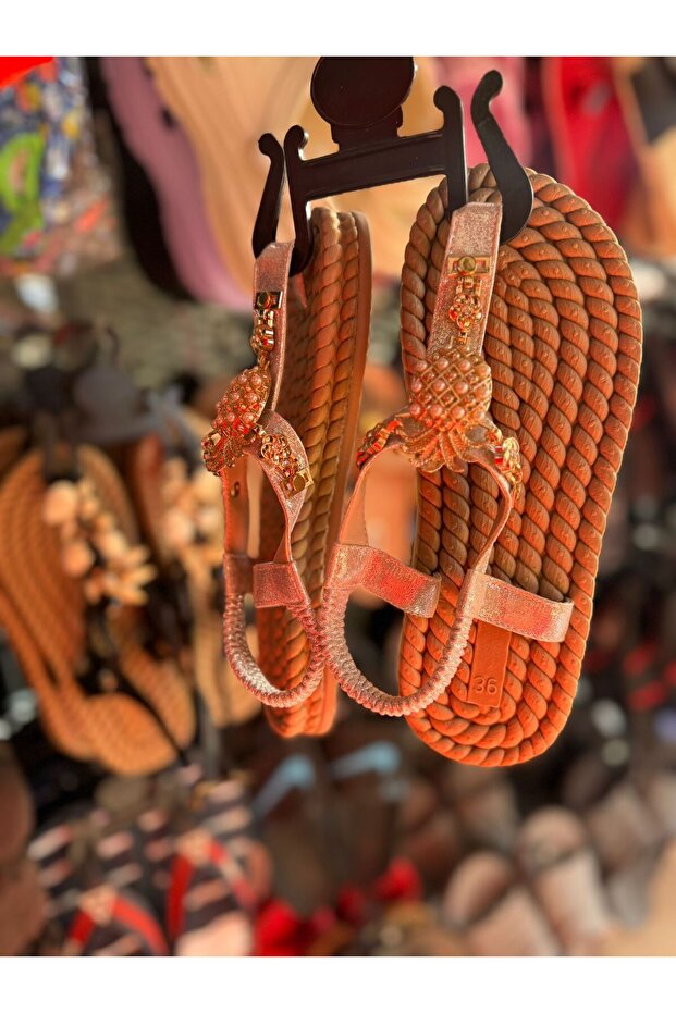 صندل فليب فلوب مناسب لكل المناسبات بما فيها الشاطئ
