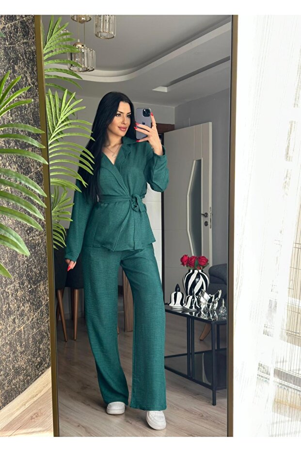 مجموعة ثنائية مع ربطة عنق - 2