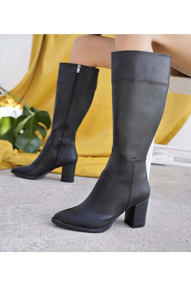 Women's Zippered Below-The-Knee Pointed Toe Long Boots
