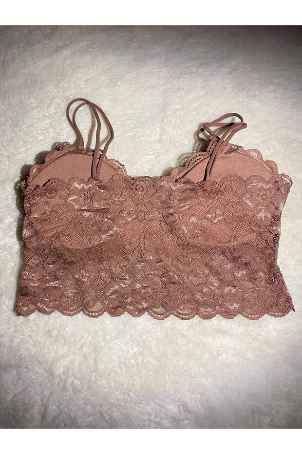 حمالة صدر بحزام مزدوج ومزينة بالزهور من الدانتيل - 3