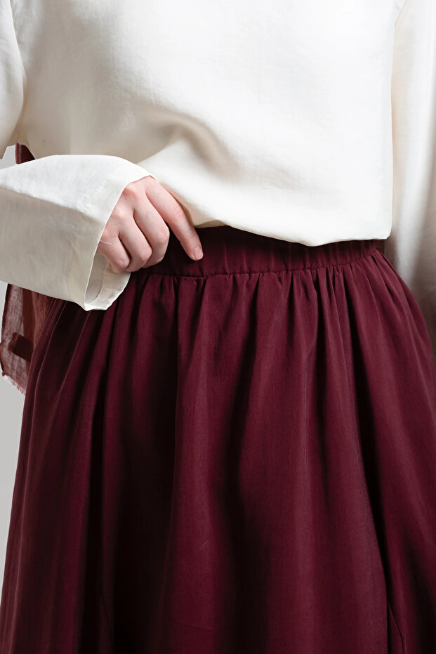 Ara Pleated Tenselsoft Skirt - Burgundy