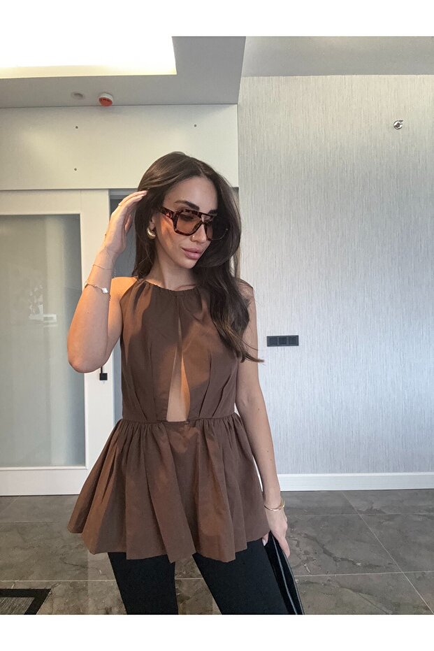 بلوزة بنية - 1