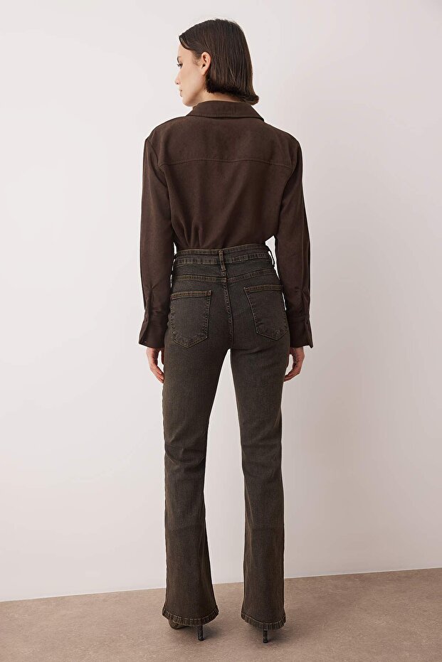 Kahverengi Yüksek Bel Comfort/Esnek Dikiş Detaylı Flare Jeans TWOAW26JE00282 - 4