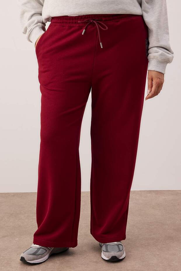 Bordo Etiket Detaylı Wide Leg/Geniş Paça Büyük Beden Eşofman Altı TBBAW26AJ00010 - 3